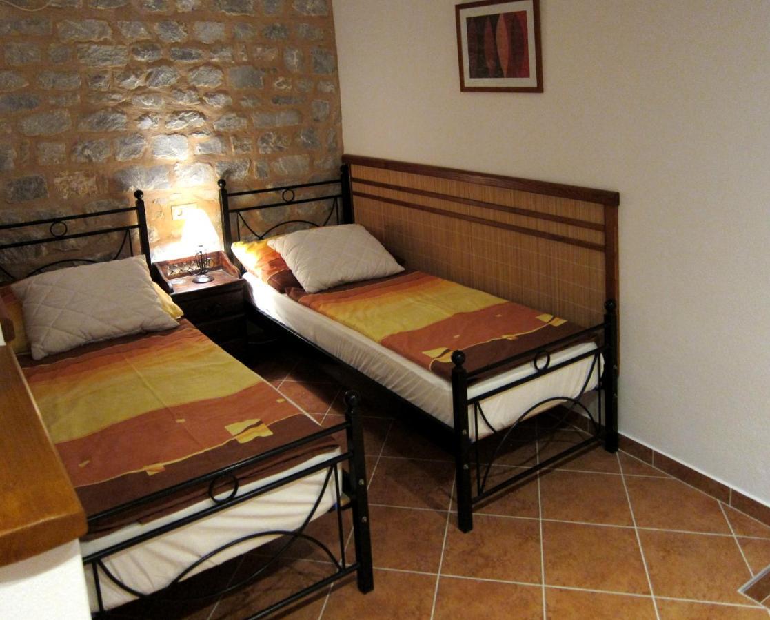 Estia Holiday Гитион Экстерьер фото