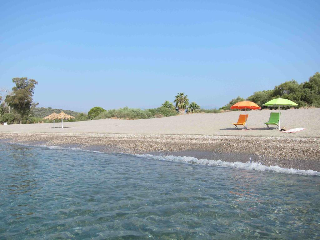 Estia Holiday Гитион Экстерьер фото