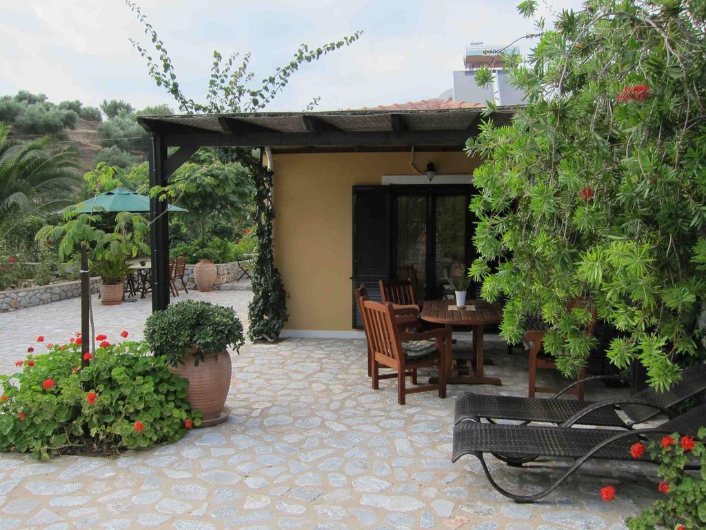 Estia Holiday Гитион Экстерьер фото