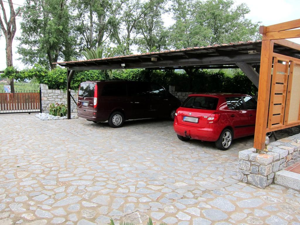 Estia Holiday Гитион Экстерьер фото