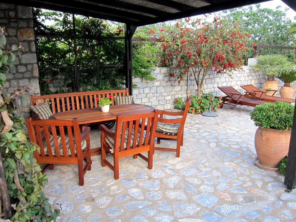 Estia Holiday Гитион Экстерьер фото